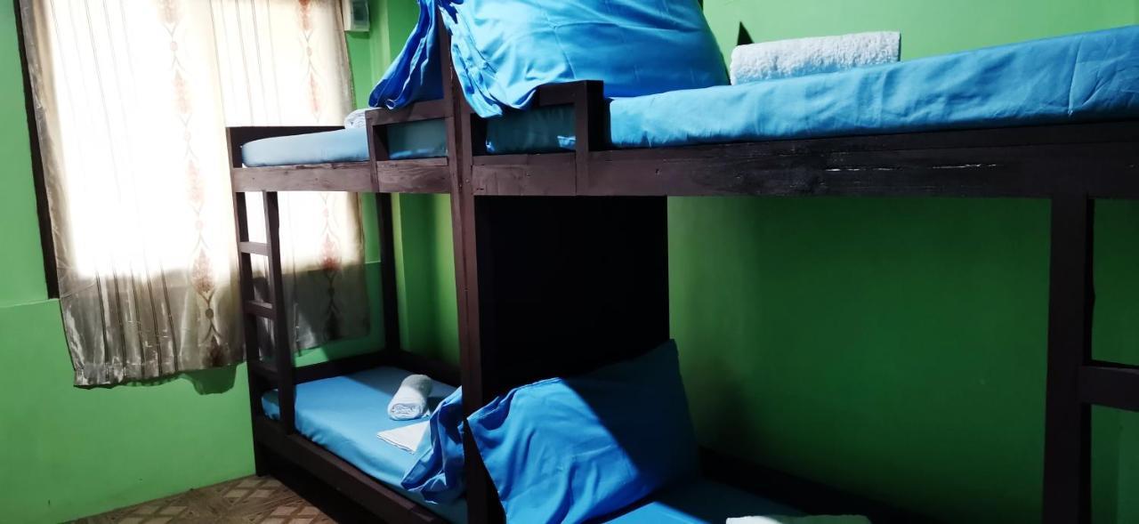 In-N-Out Hostel Siquijor Kültér fotó